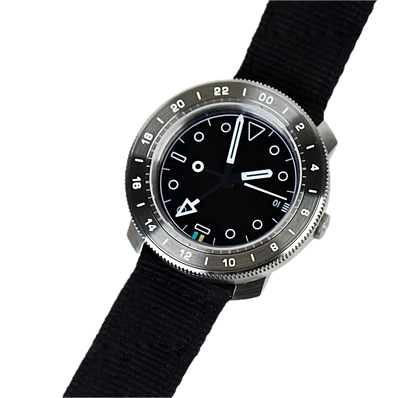 AndoAndoAndo x Minimal Wear Ref.22-00 Limited Edition