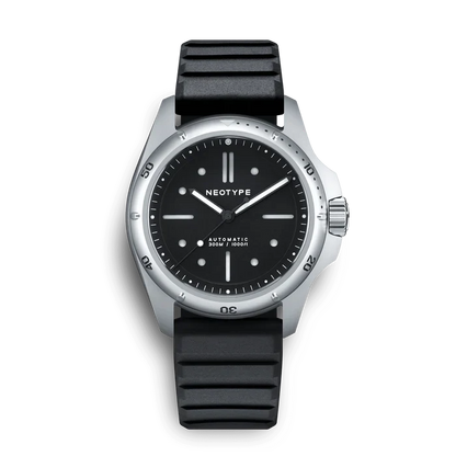 LM01 Type D Steel and Black dial