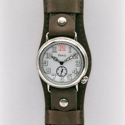 Vario 1918 Trench with white dial and white luminescent